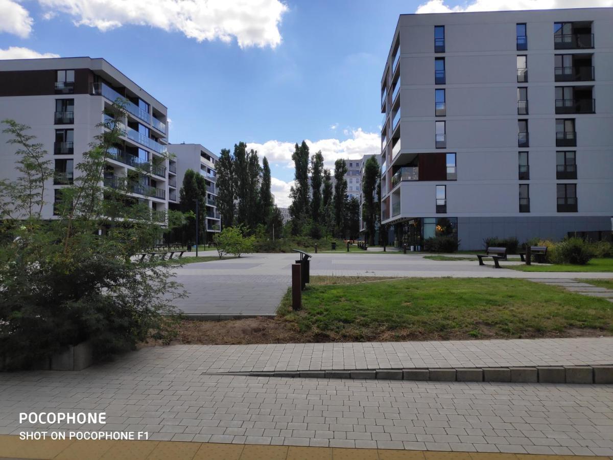 First -- Green Zoliborz Apartment 4 Варшава Экстерьер фото