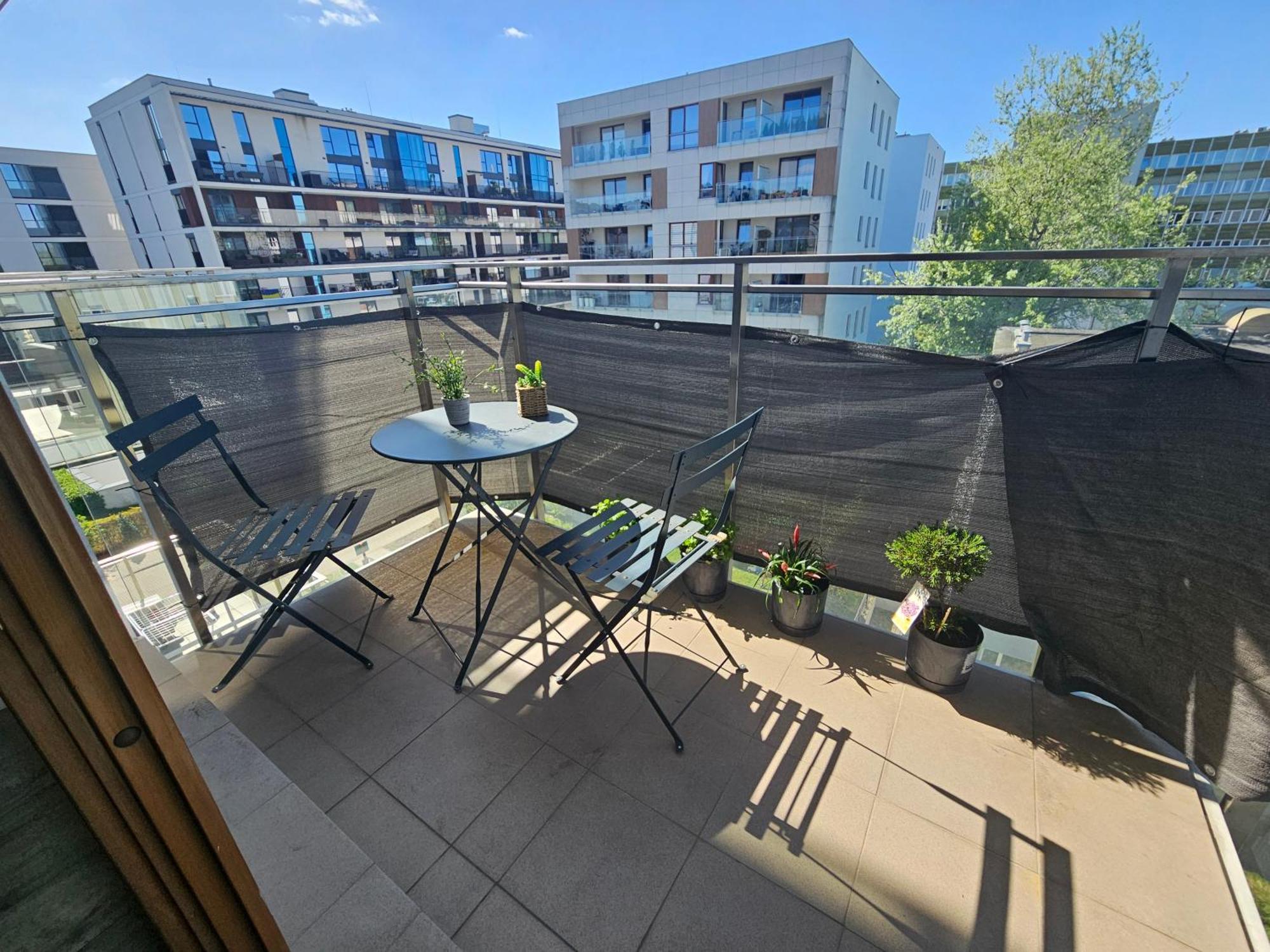First -- Green Zoliborz Apartment 4 Варшава Экстерьер фото