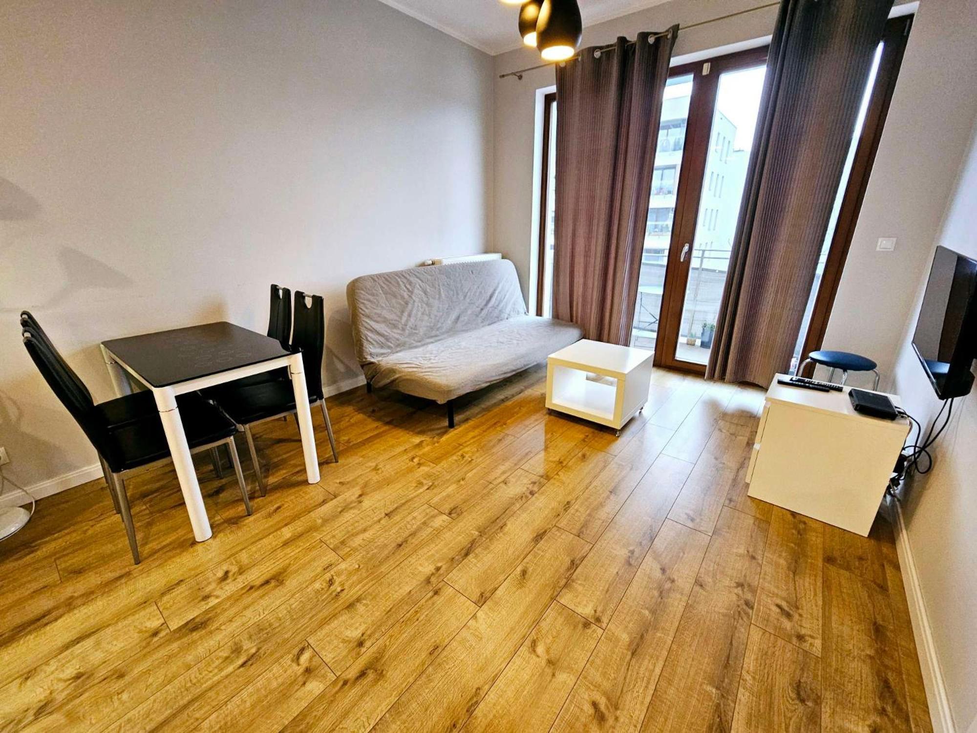 First -- Green Zoliborz Apartment 4 Варшава Экстерьер фото